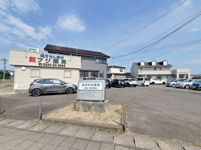 梅津内科医院：1800m