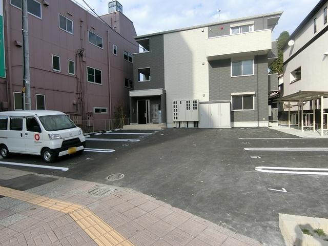 キャトルセゾン愛宕橋（101） 駐車場