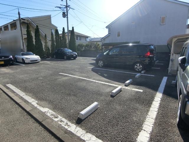 ボナール西多賀（105） 駐車場