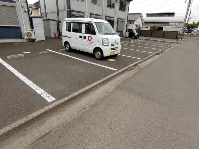 シンフォニー　Ⅰ（B） 駐車場