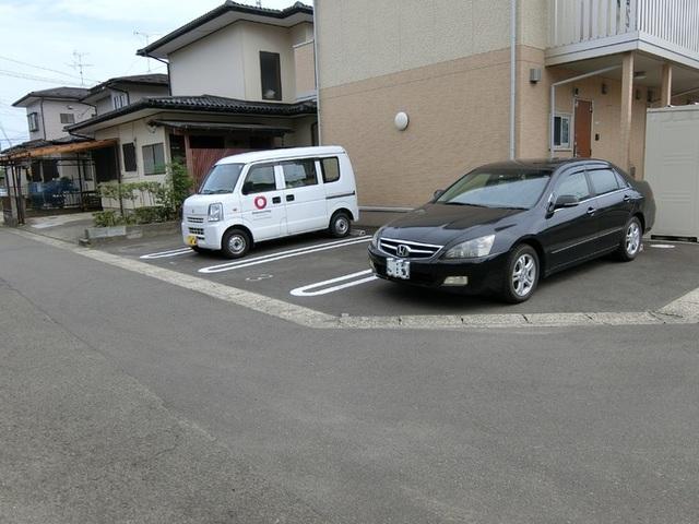 Ｎｉｓｈｉｋｉ（102） 駐車場