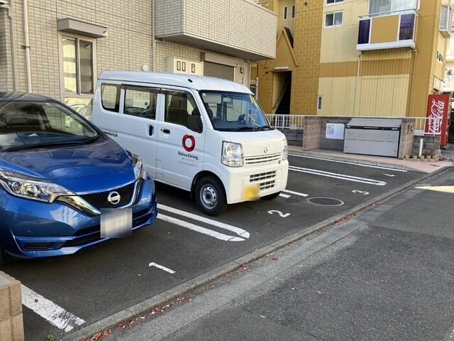 ハピネス柏木（202） 駐車場