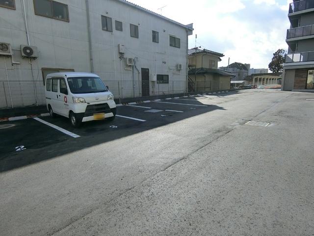 ＣＩＮＺＡ若林（410） 駐車場