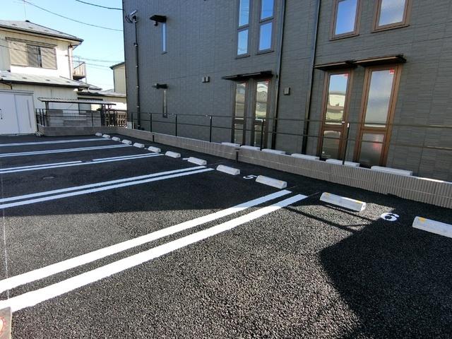 セレスティア大和町（103） 駐車場