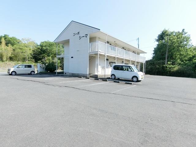 コーポ・シーマ（202） 駐車場