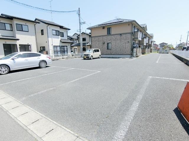 セジュールウィルモア　マリ（201） 駐車場