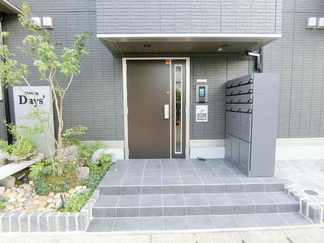 シャイニングＤａｙｓ（105） エントランス