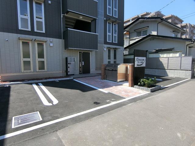 リヴェール長町（101） 駐車場