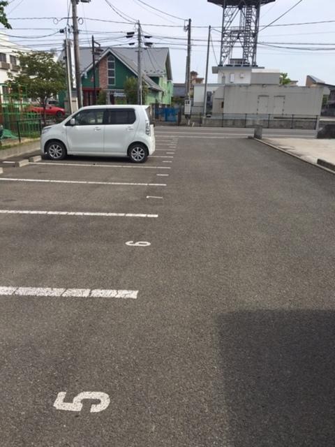 パセオプラシード角田　Ｂ（102） 駐車場