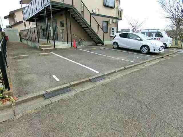 エスポアール長命（103） 駐車場