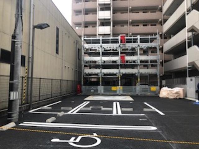 ロージェ泉中央（0105） 駐車場