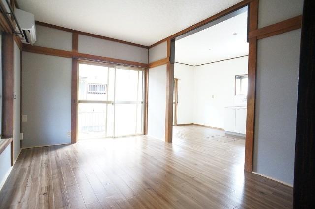 八千代市大和田新田貸家（-） リビング