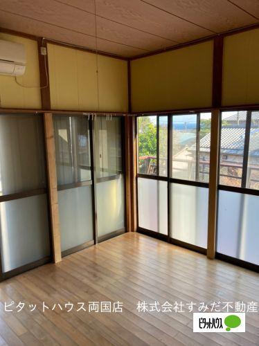 南房総市和田町小川戸建 リビング