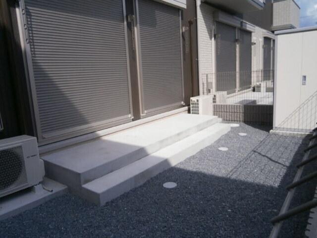 フェリジータ　Ⅲ（103） 庭