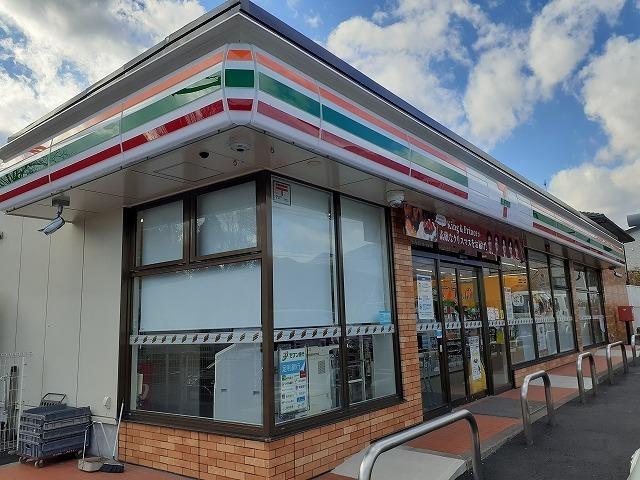 セブンイレブン日光七里店：150m