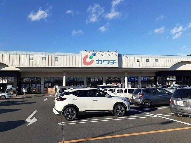 カワチ薬品今市店：130m