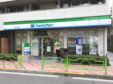 ファミリーマート佃二丁目店：249m