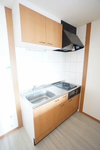 バイオレットガーデン B キッチン