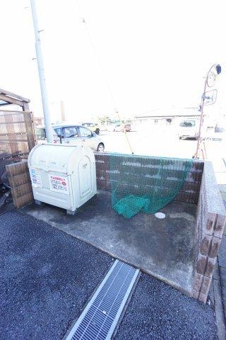 ロイヤルパレス 部屋画像