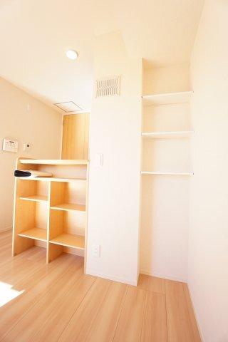 ファミールハイムＢ棟 室内
