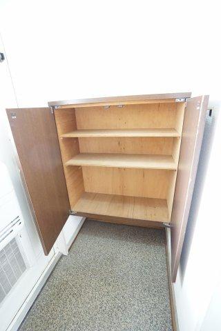 ヴィラモデルナA 収納