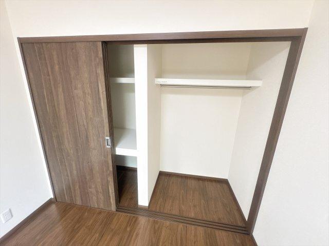 若松町T貸家 収納