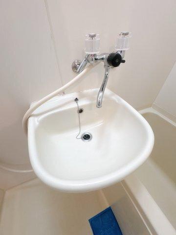 第二アイドル 洗面