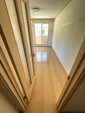 アンジェリーク 部屋画像