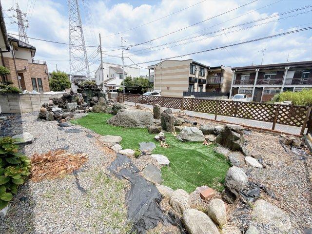都賀田中貸家 庭