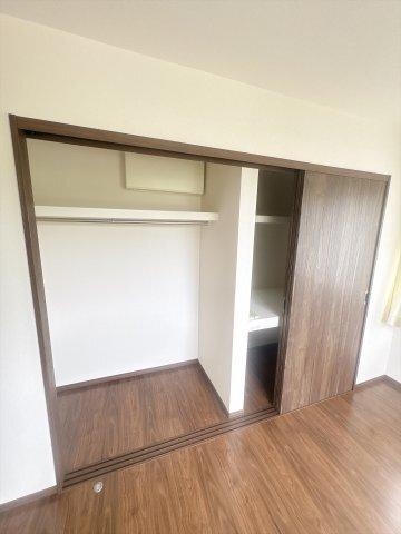 若松町T貸家 収納