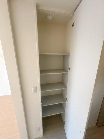 エターナリー 収納