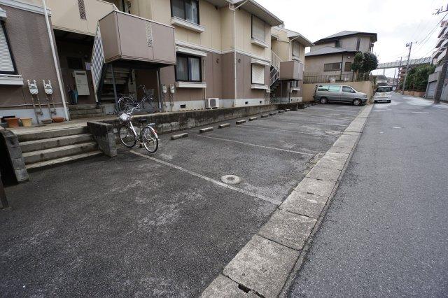 第3フェニックス 駐車場