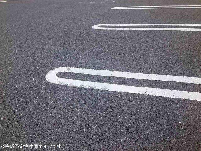 ドゥー・メゾン桜木 駐車場