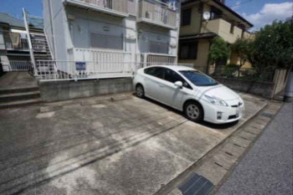 セゾンビブレ 駐車場