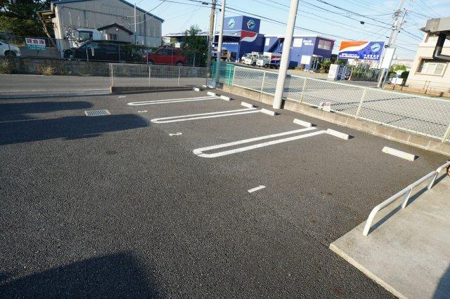 ソル・グランデ 駐車場
