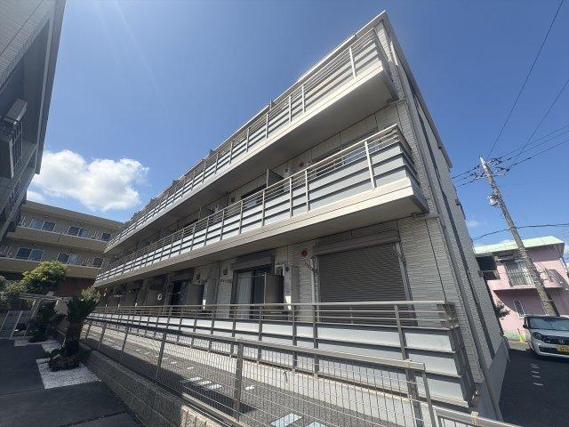 エターナリー 外観