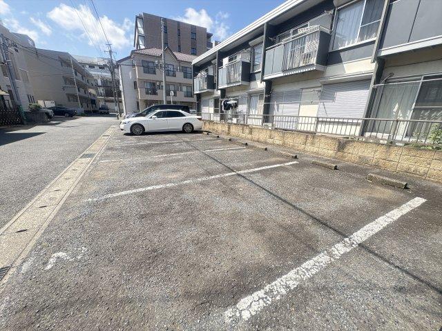 みどりハイツ 駐車場