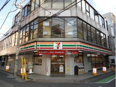 セブンイレブン越谷駅東口店：279m