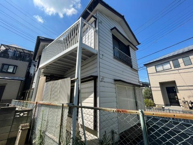 武里駅より徒歩10分 築55年1ヶ月 2階建の賃貸物件