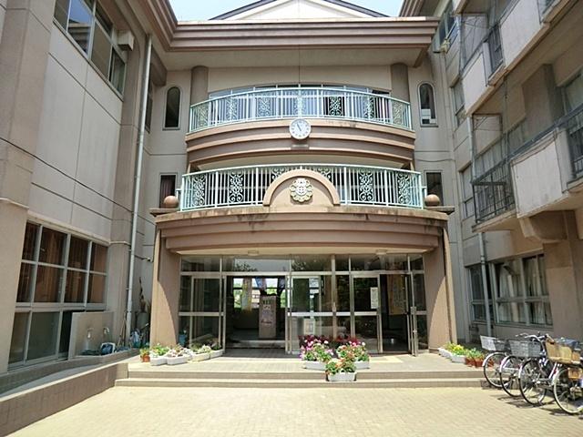 越谷市立西中学校