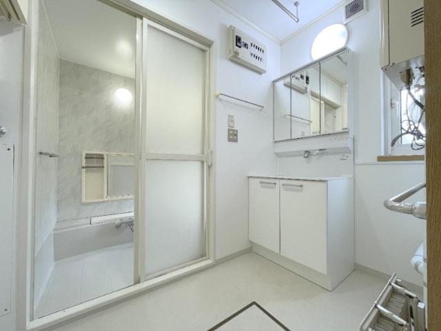 西野７条１０丁目戸建（1） 洗面