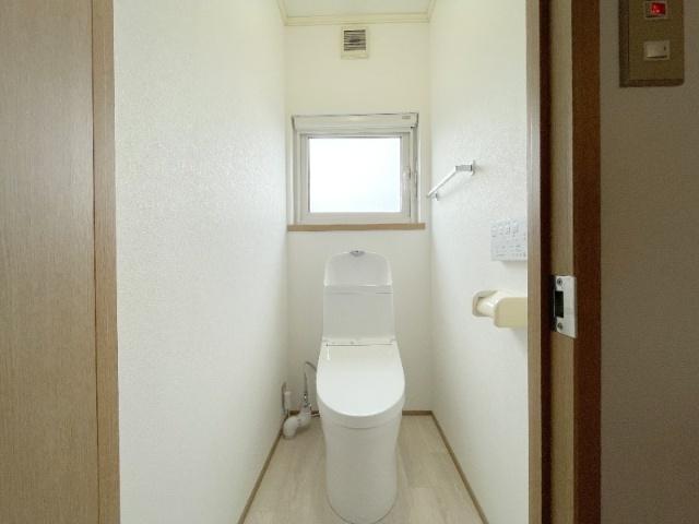 西野７条１０丁目戸建（1） トイレ