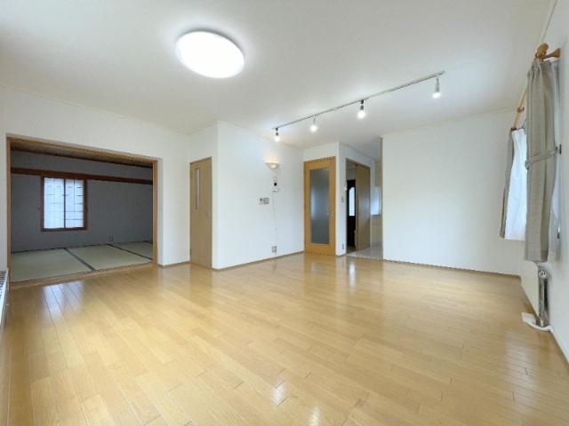 西野７条１０丁目戸建（1） リビング