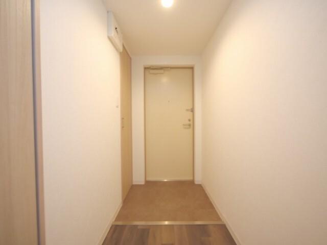 ＢＲＩＧＨＴＯＮ　ＣＯＵＲＴ　Ｎ２０（302） 玄関
