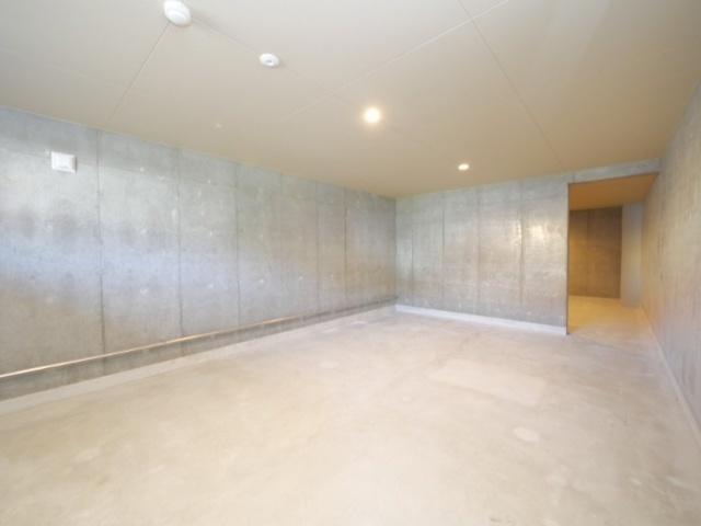 ＢＲＩＧＨＴＯＮ　ＣＯＵＲＴ　Ｎ２０（302） 共有部分