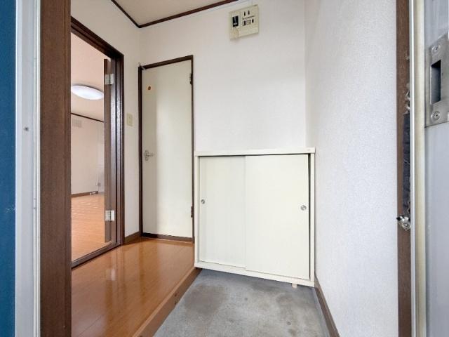 グランフルーヴ西野（E） 玄関