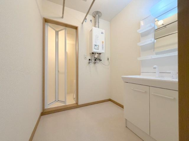エス・ケイ元町（102） 洗面