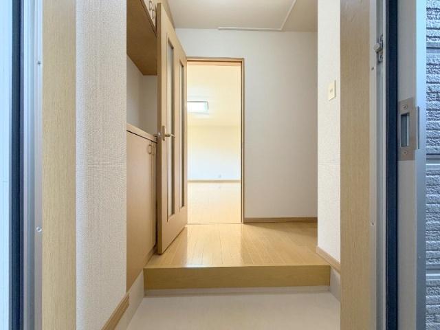 エス・ケイ元町（102） 玄関