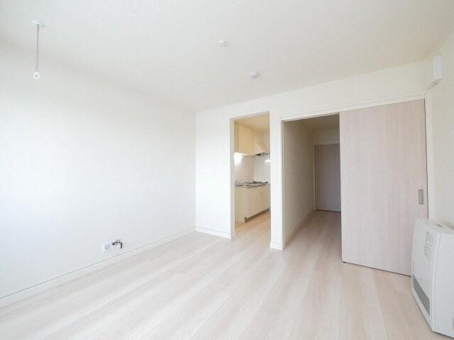エスアール元町（305） リビング