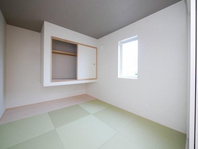 タウンハウス西野弐番館（204） 収納